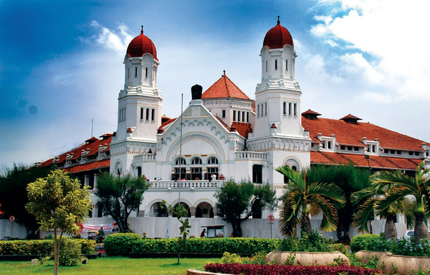 7 -destinasi-wisata-yang-wajib-dikunjungi-di-kota-semarang