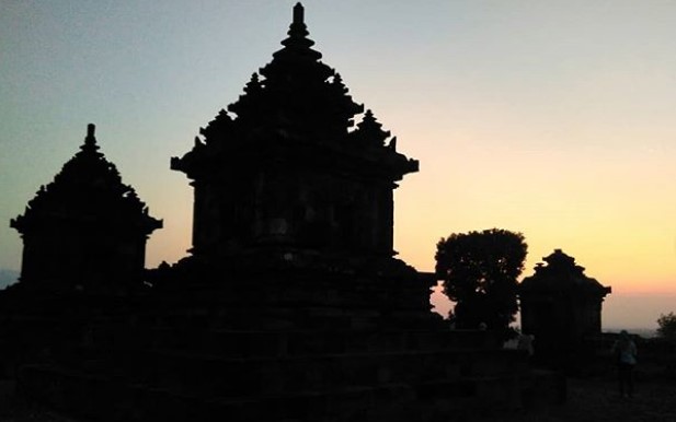 candi barong