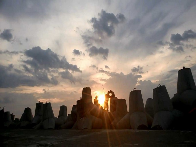 Sunset-Pantai-Glagah