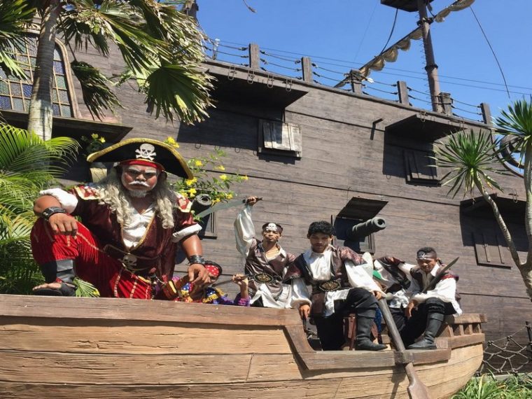 pirrate carabian jogja bay