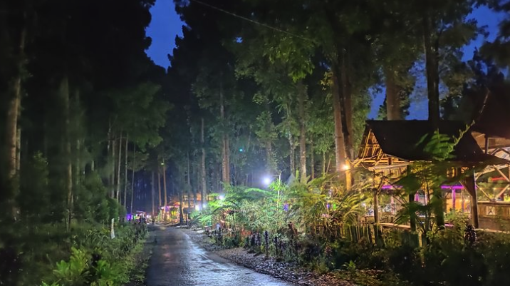 Wisata Siti Sundari Lumajang
