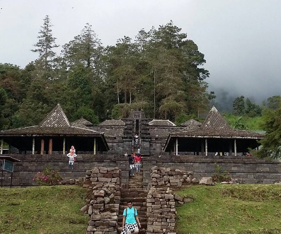 Daftar Objek Tempat Wisata Terindah di Karanganyar Jawa 