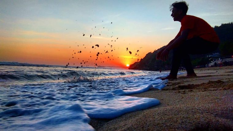 lokasi pantai pok tunggal